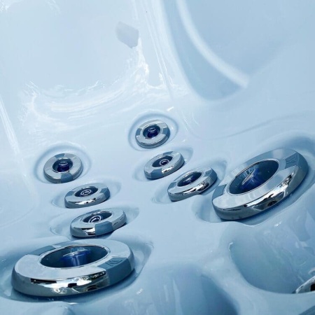 Мини спа-бассейн Wellis Manhattan Life Мини спа-бассейн Wellis Manhattan Life