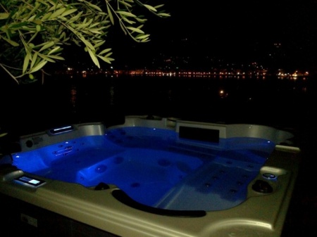 Гидромассажный бассейн Sunrans SR808 Гидромассажный бассейн Sunrans SR808